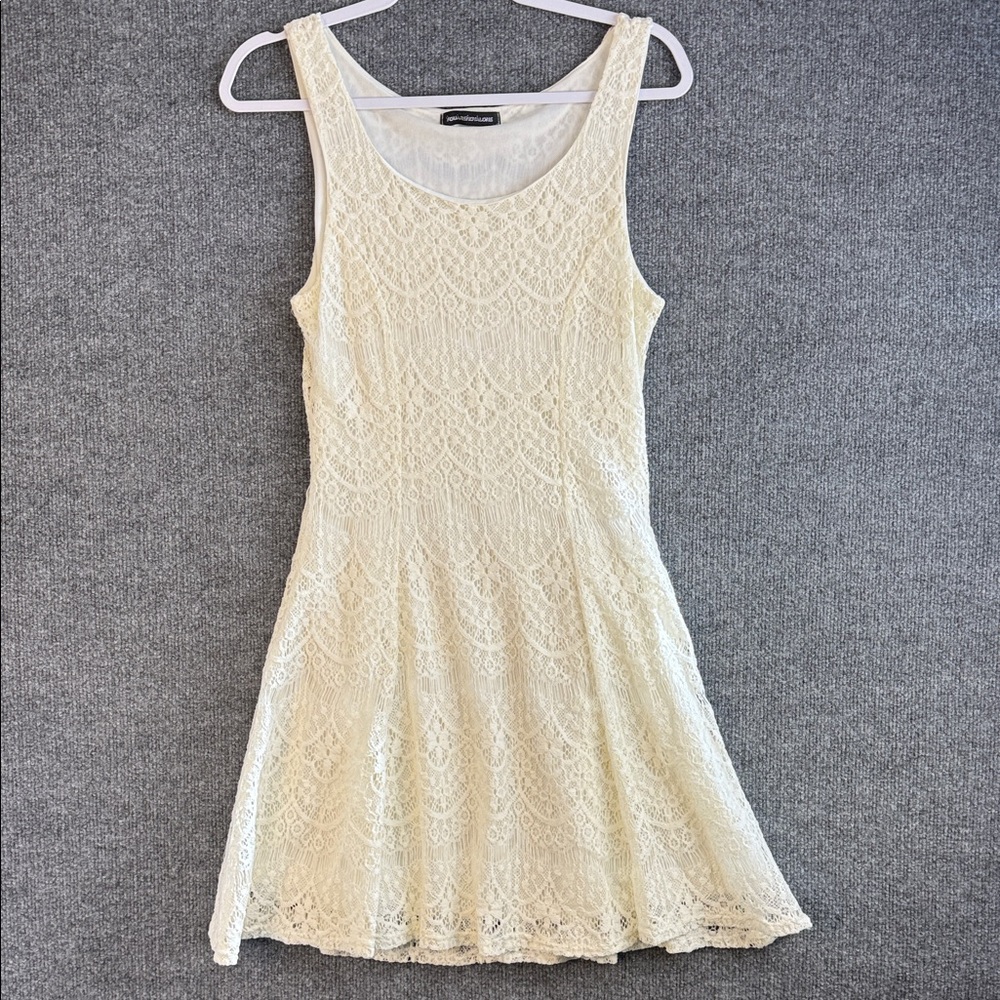 You Are Not Alone Cream Lace Lined Dress Size Medium